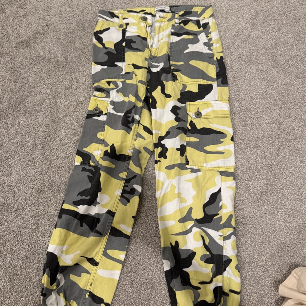 Camo pants